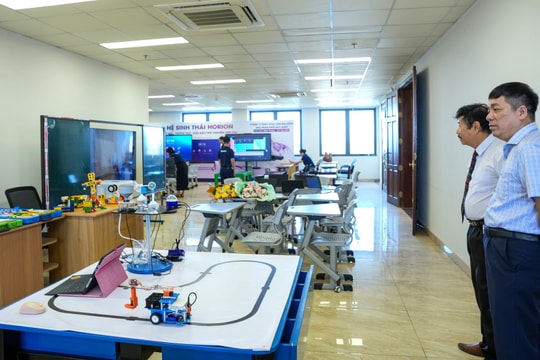 Giới thiệu giải pháp phòng học ngoại ngữ, STEM/STEAM đồng bộ thiết bị tối thiểu