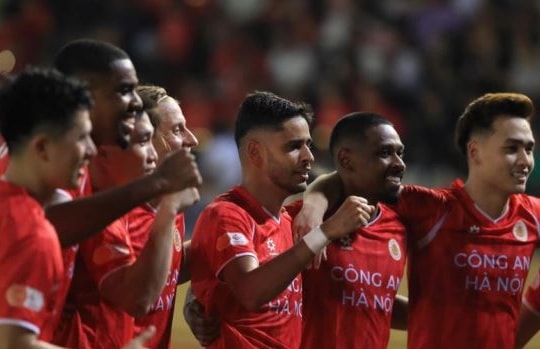 CAHN thống trị giải thưởng tháng 5 trước vòng đấu cuối V.League 2025/26