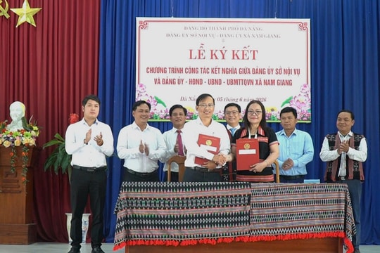 Sở Nội vụ Đà Nẵng kết nghĩa với xã Nam Giang, hỗ trợ phát triển toàn diện