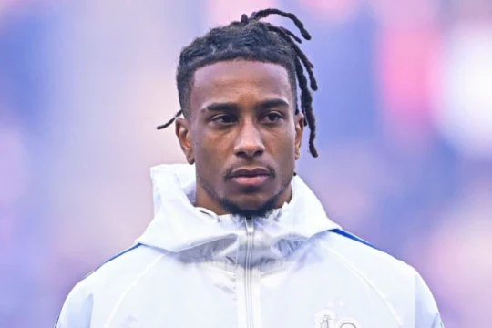 Real Madrid sẵn sàng chi 130 triệu bảng cho Michael Olise, Barcelona nhắm Marc Cucurella