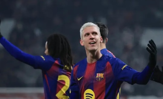 Dani Olmo từ chối Arsenal và PSG để ở lại Barcelona: Lời khẳng định của trụ cột
