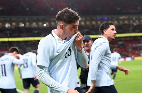 Uruguay tại World Cup 2026: Canh bạc tấn công và triết lý khắc nghiệt của "Gã điên" Bielsa