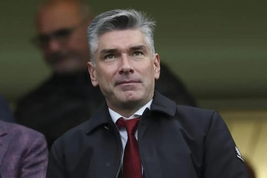 Canh bạc của Richard Hughes: Liệu Andoni Iraola có thể giải cứu Liverpool?