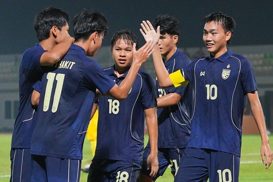 U19 Thái Lan hạ Malaysia 3-2: U19 Việt Nam rộng cửa vào bán kết Đông Nam Á