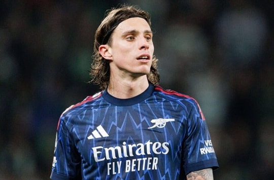 Chuyển nhượng sáng 10/6: Real Madrid nhắm Calafiori, MU đại chiến Man City vì Elliot Anderson