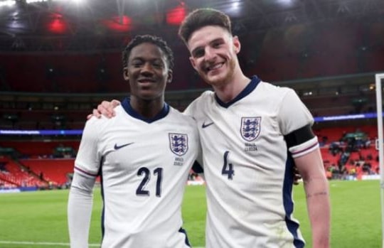 Giải mã hoài nghi của Declan Rice về Kobbie Mainoo và bước ngoặt chiến thuật tại Man United