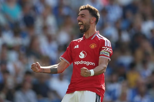 Manchester United và bài toán bảo vệ 'nguồn sống' Bruno Fernandes ở tuổi 32