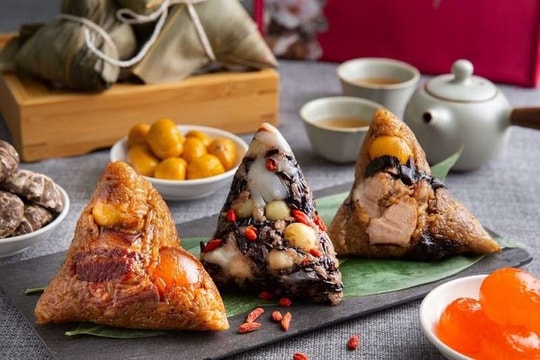 Một ngày ở Chợ Lớn mùa Đoan Ngọ