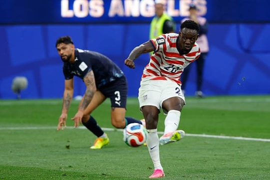 Folarin Balogun rực sáng với cú đúp giúp Mỹ hạ Paraguay 4-1 tại World Cup 2026