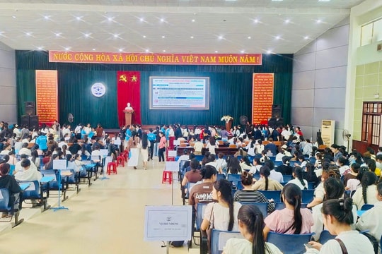 Gần 900 thí sinh thi năng khiếu tuyển sinh ngành Giáo dục mầm non Trường Đại học Quảng Nam