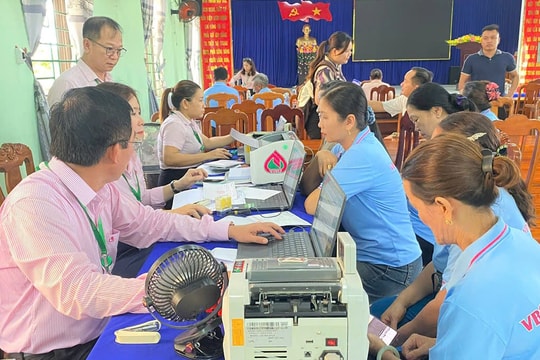 Phường Điện Bàn Đông huy động tiền gửi tiết kiệm chung tay vì người nghèo