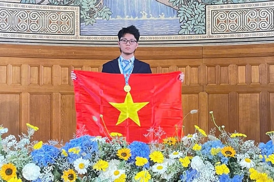Học sinh Trường THPT chuyên Lê Quý Đôn giành Huy chương Vàng Olympic Vật lý châu Âu