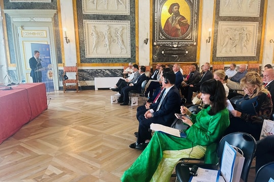 Genoa (Italy) - Da Nang strengthen cooperation in investment, tourism, cultural innovation