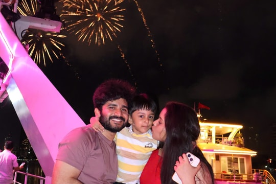 Watching fireworks from boats: Unique Han River experience