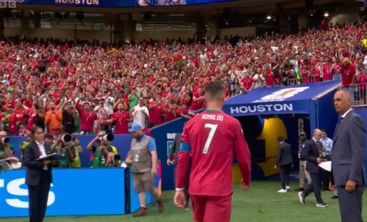 Bồ Đào Nha hòa DR Congo 1-1: Ronaldo lặng lẽ rời sân trong ngày lập kỷ lục World Cup