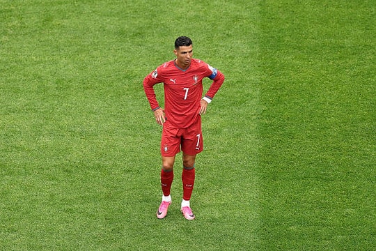 Bồ Đào Nha 1-1 Congo: Khi hào quang của Ronaldo che mờ tính tập thể