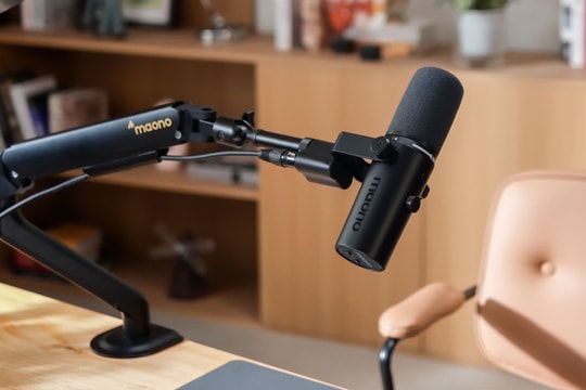 Maono PD500W: Micro hybrid tích hợp AI và âm thanh 32-bit float cho livestream chuyên nghiệp