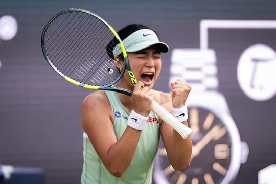 Alex Eala hạ gục số 2 thế giới Elena Rybakina tại Berlin Open 2026