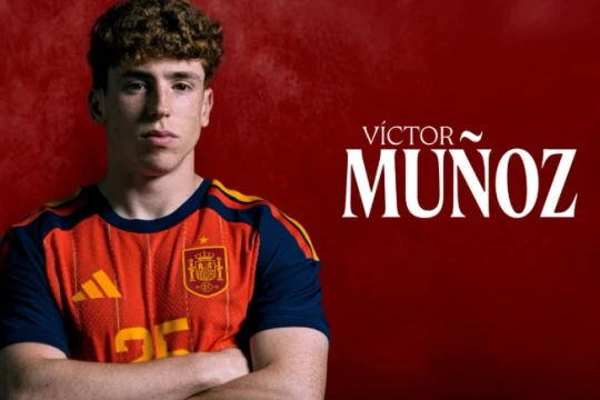 Liverpool chiêu mộ Victor Munoz: Mảnh ghép chiến lược đầu tiên của Andoni Iraola