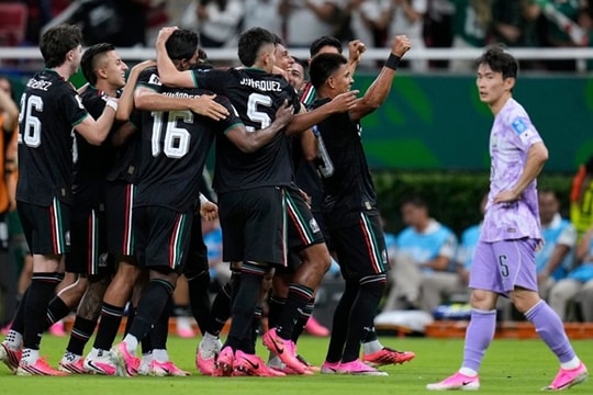 Mexico đánh bại Hàn Quốc 1-0: Luis Romo đưa El Tri vào vòng knock-out World Cup 2026 sớm một vòng đấu