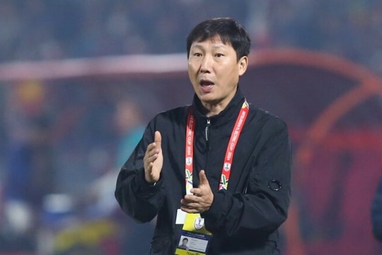 Biến động nhân sự bóng đá Việt Nam: Ông Kim Sang-sik không dự ASIAD, Nhật Minh cập bến CAHN