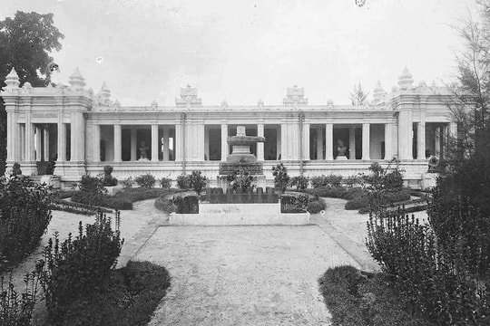 Trùng tu Cổ Viện Chàm năm 1972