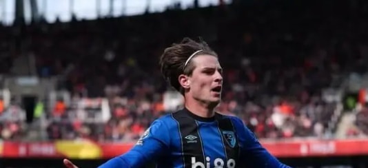 Arsenal nhắm Alex Scott: Toan tính chiến thuật để duy trì vị thế thống trị
