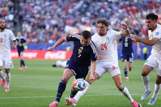 Morocco hạ Scotland 1-0: Chiến thắng quả cảm và 'vết sẹo' của Neil El Aynaoui