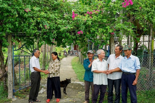 Nhớ thời đọc báo buổi sáng