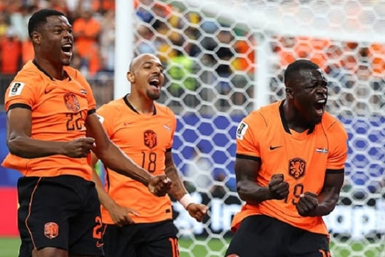 Hà Lan đè bẹp Thụy Điển 5-1: Brian Brobbey và lời giải cho bài toán hàng công