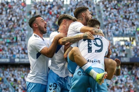 Malaga chính thức trở lại La Liga sau 8 năm: Khép lại hành trình gian khổ