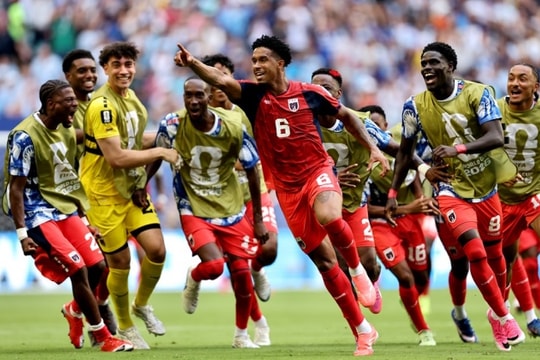 Uruguay 2-2 Cape Verde: Siêu phẩm lịch sử và sai lầm tai hại của đại diện Nam Mỹ