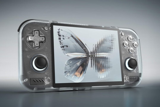 Retroid Pocket Nova: Bước tiến mới cho máy chơi game retro với màn hình AMOLED 120Hz