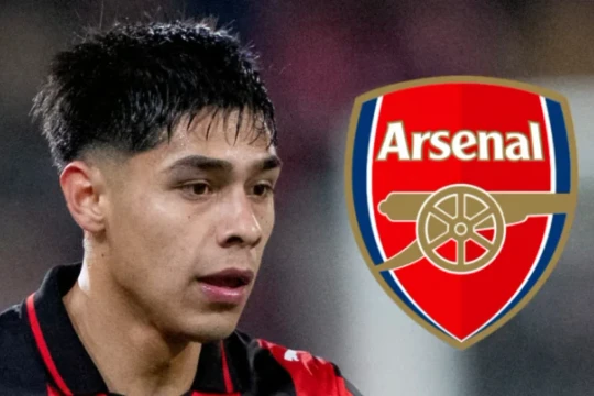 Arsenal vượt mặt các đối thủ trong cuộc đua giành chữ ký Alexis Sanchez mới Dario Osorio