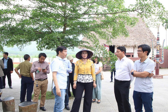 Cần đầu tư hạ tầng đô thị khi "nâng cấp" từ xã lên phường
