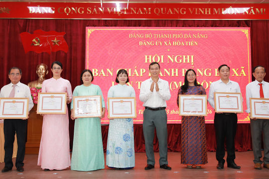 Các địa phương hoàn thành vượt chỉ tiêu phát triển đảng viên