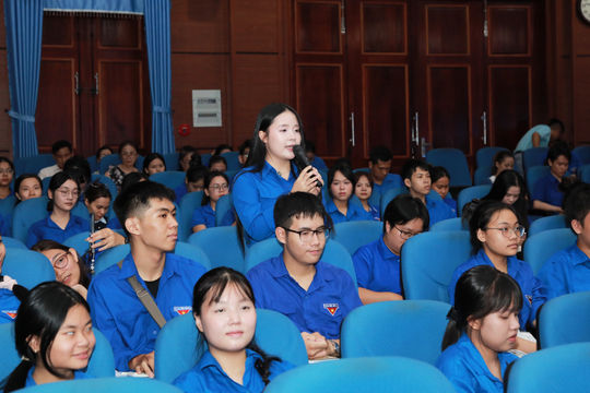 Lãnh đạo phường Thanh Khê đối thoại với đoàn viên, thanh thiếu nhi
