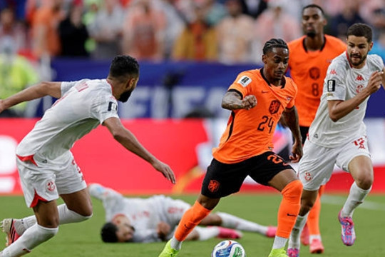 Hà Lan đè bẹp Tunisia 3-1: Đỉnh cao kiểm soát và kỷ lục lịch sử của Jan Paul van Hecke