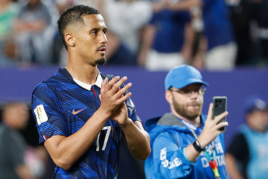 William Saliba: Quyết định "cãi lệnh" Arsenal và hành trình tự cứu vãn sự nghiệp