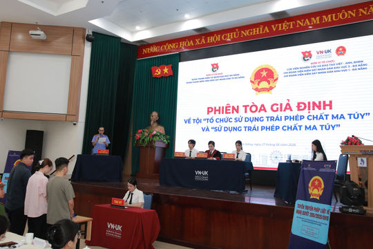Tuyên truyền pháp luật cho hơn 200 sinh viên thông qua phiên tòa giả định