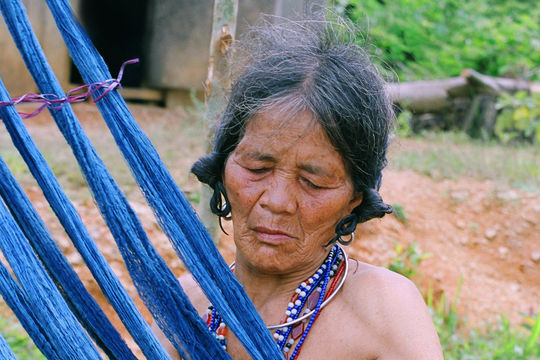 Knuốt - Tinh hoa thổ cẩm Cơ Tu
