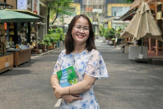 Yêu thương ăm ắp trong từng con chữ