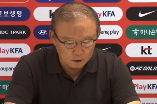HLV Park Hang-seo cúi đầu xin lỗi sau thất bại của Hàn Quốc tại World Cup 2026