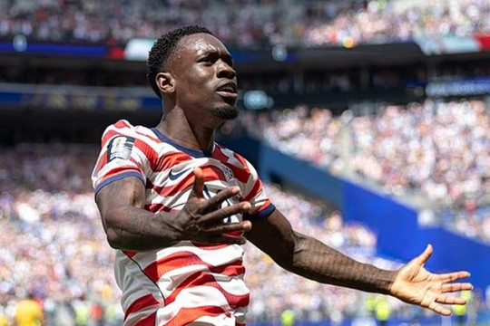 Chelsea và Newcastle đại chiến vì Folarin Balogun: Canh bạc 55 triệu euro từ Monaco