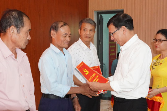 Xã Trà My, Tiên Phước công bố về tổ chức và nhân sự thôn sau sắp xếp