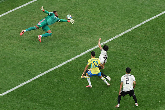 Brazil ngược dòng hạ Nhật Bản 2-1: Carlo Ancelotti và lời giải cho bức tường Á châu