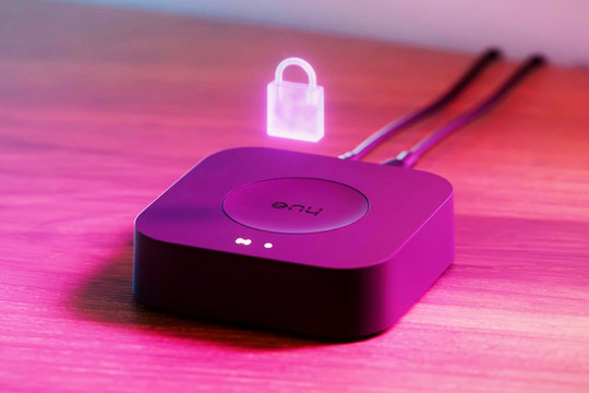 Philips Hue Bridge Pro gặp lỗi treo thiết bị sau cập nhật firmware mới nhất