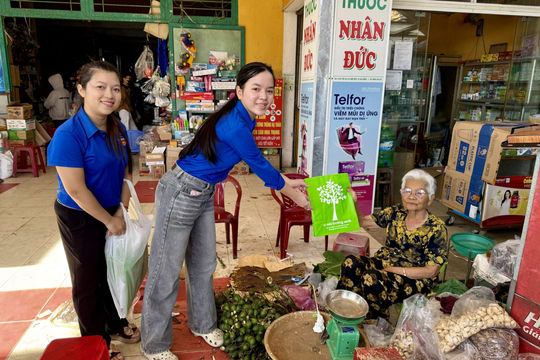 Thanh niên chung tay bảo vệ môi trường