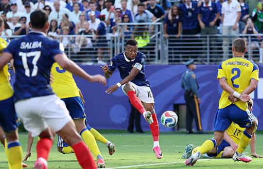 Mbappe lập cú đúp giúp Pháp hạ Thụy Điển 3-0 tại vòng 32 đội World Cup 2026