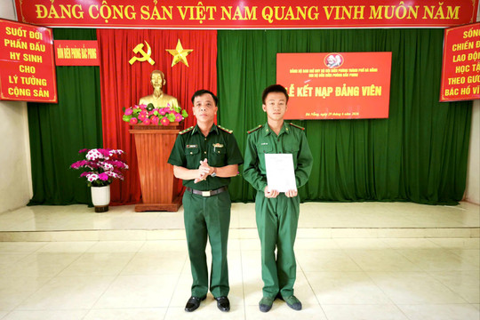 Kết nạp đảng viên tại các đơn vị Bộ đội Biên phòng